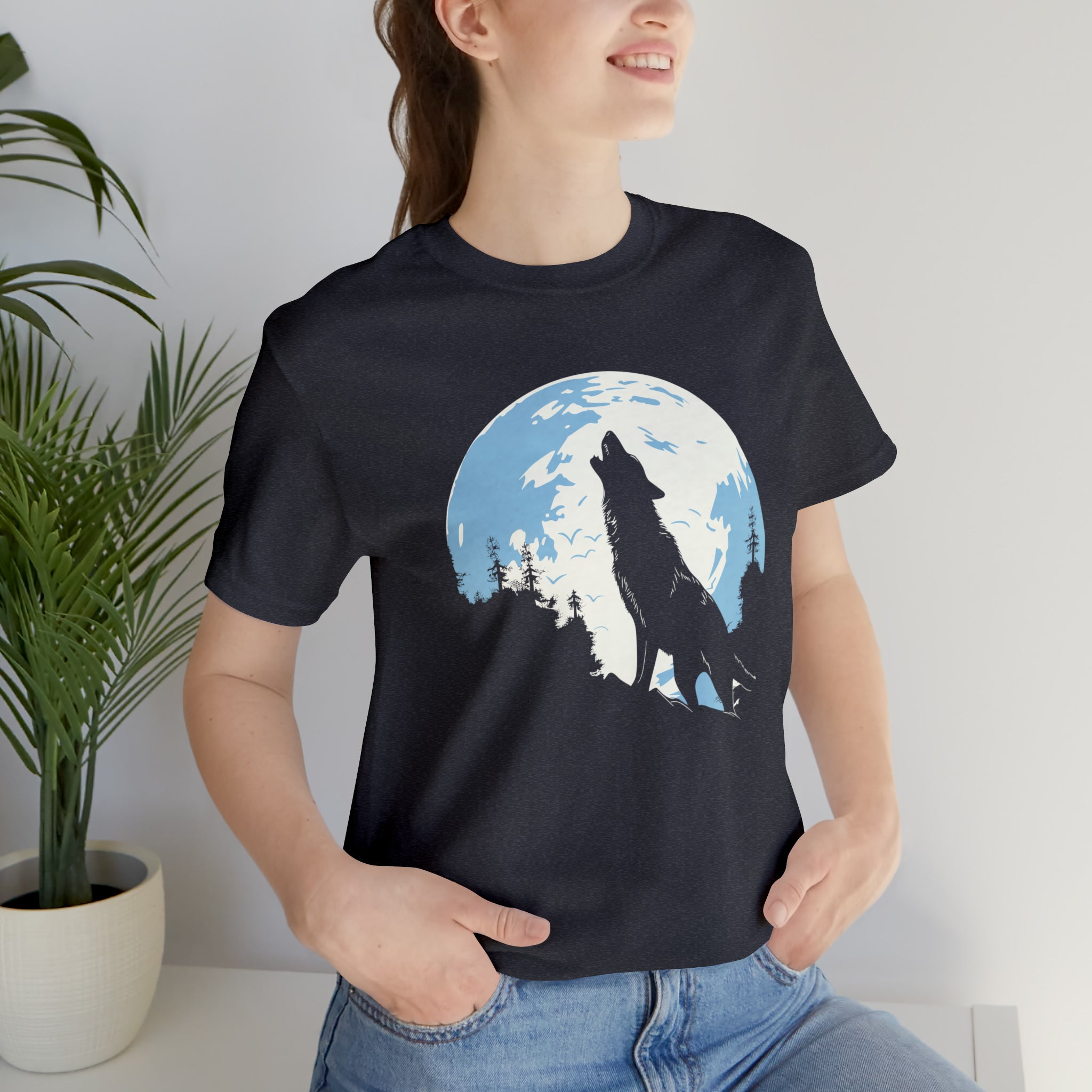 Unisex Howling Wolf T Shirt   