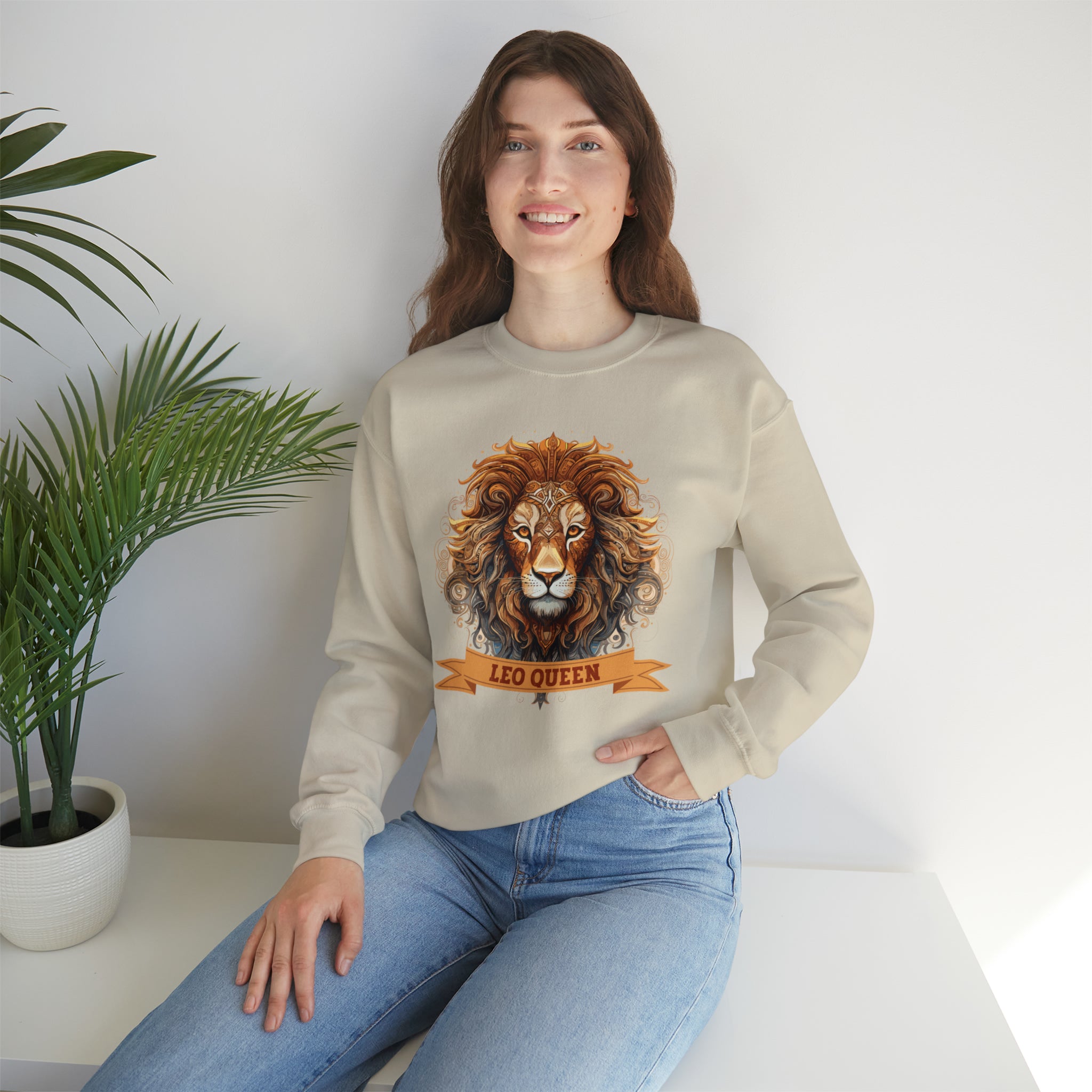 Womens Leo Queen Sweatshirt   